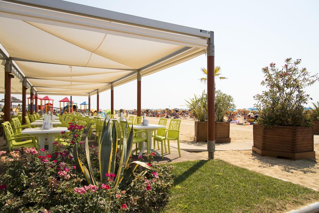 Appartamenti Alaska Bibione Exteriör bild
