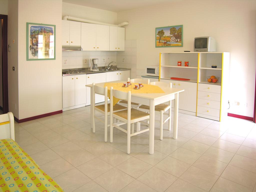Appartamenti Alaska Bibione Exteriör bild